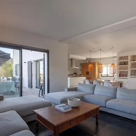 Villa Kim Sisco